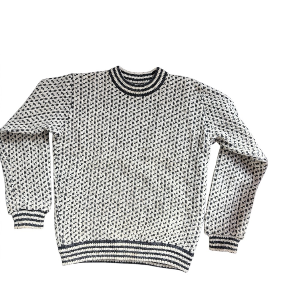 Vintage Classic L.L. Bean Norwegian Wool Birds Eye Sweater Women’s Size M Norway